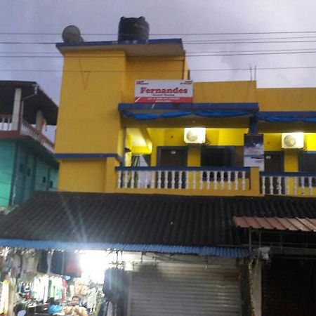 Fernandes Guest House Calangute Luaran gambar