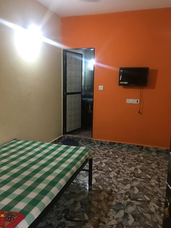 Fernandes Guest House Calangute Luaran gambar